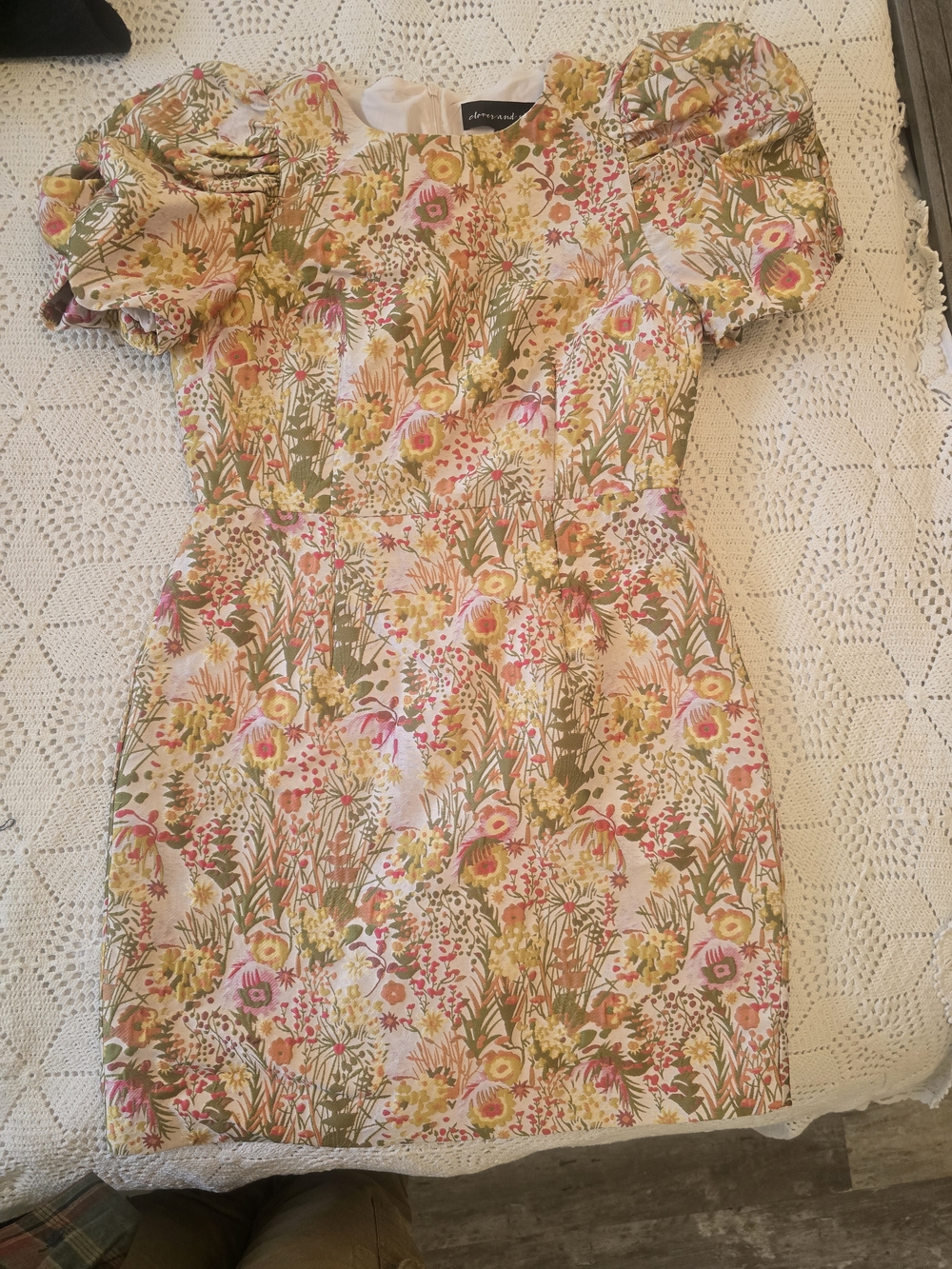 Floral Puff-Sleeve Mini Dress in Cream, Pink & Green